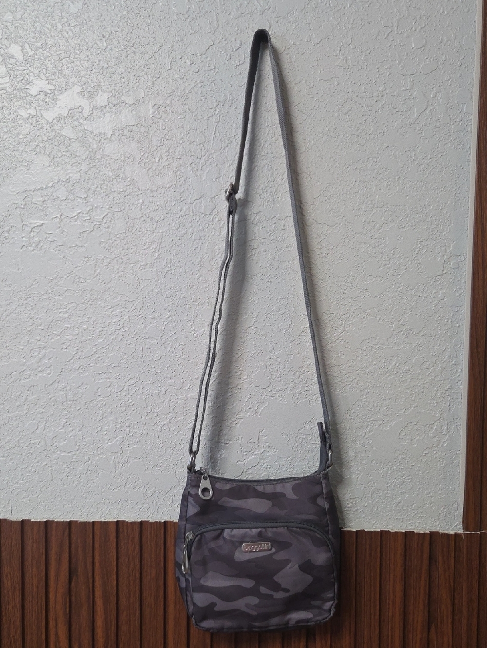 Baggallini Gray Camo Crossbody Messenger Bag